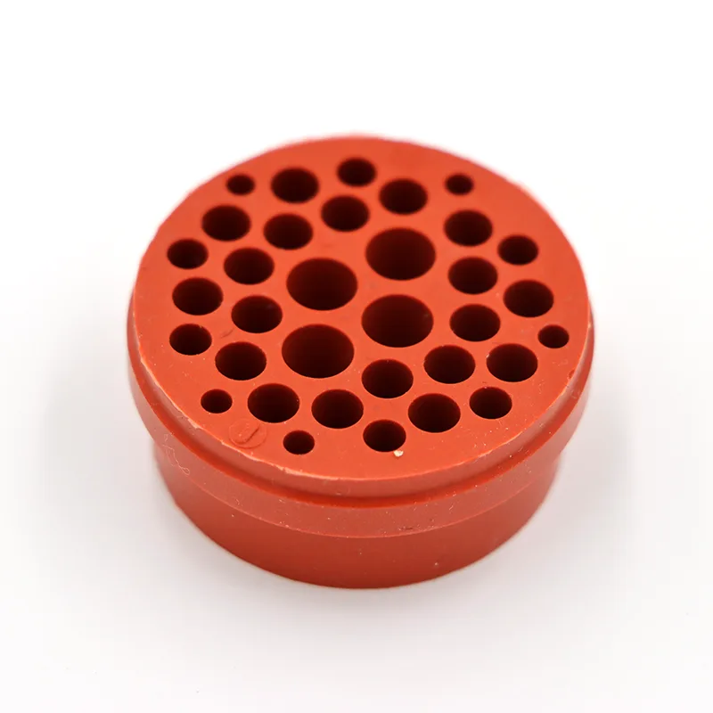 Por que a junta de borracha de silicone do conector automotivo é fundamental para o desempenho confiável do veículo?